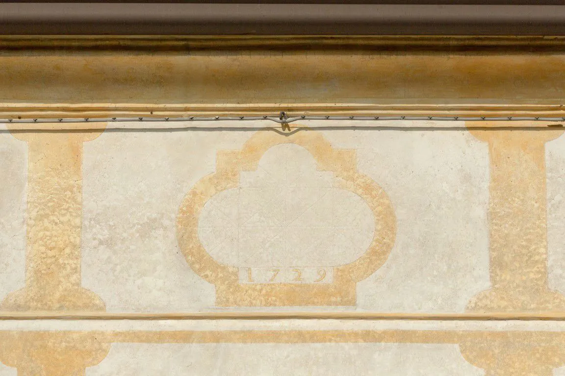 post restauro conservativo della facciata della s.s. trinità di Monzambano – Loc. Olfino . MN . 2021